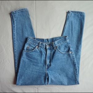 Levis mom jeans